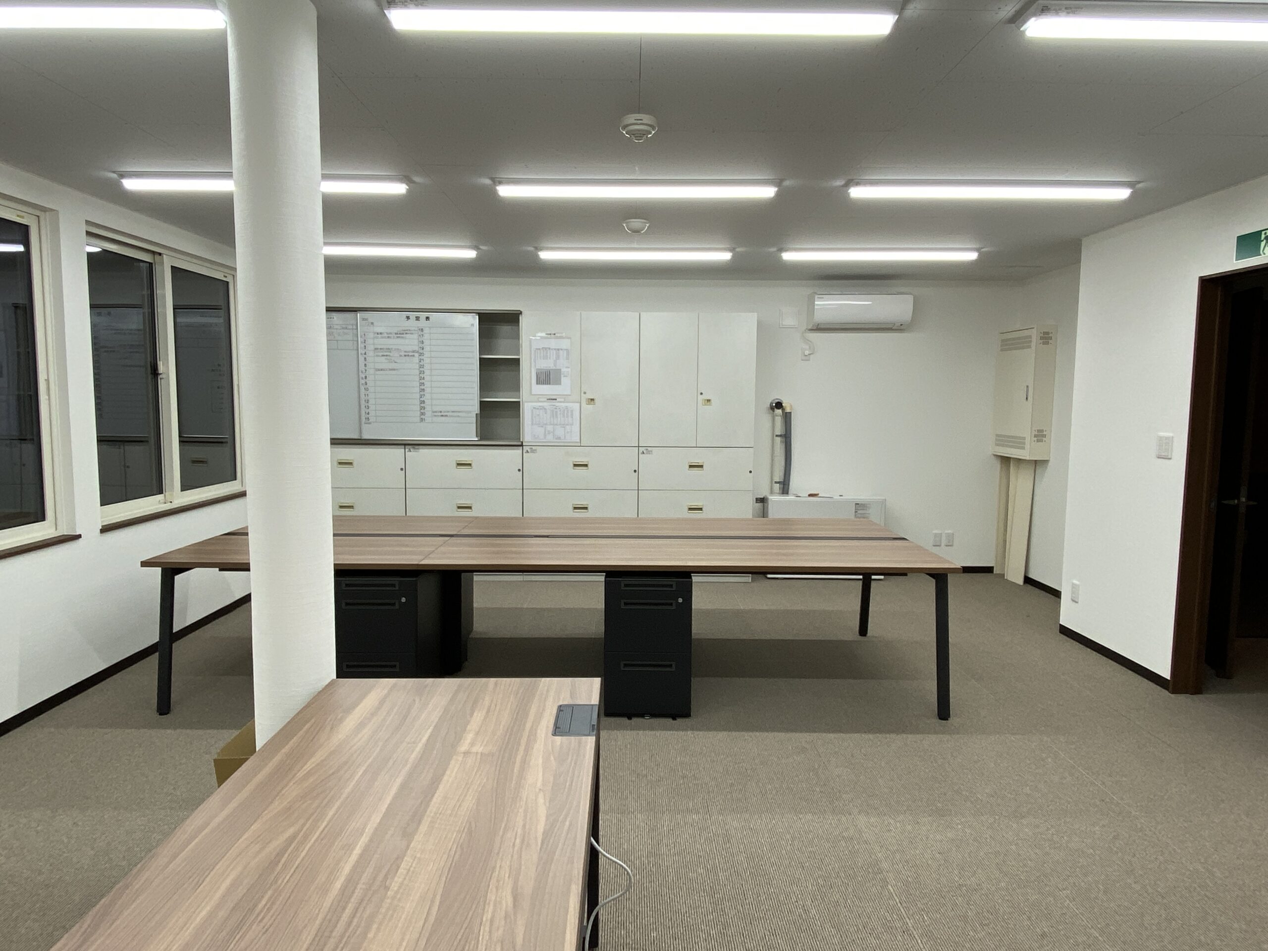 事務所 – 株式会社生杉工房